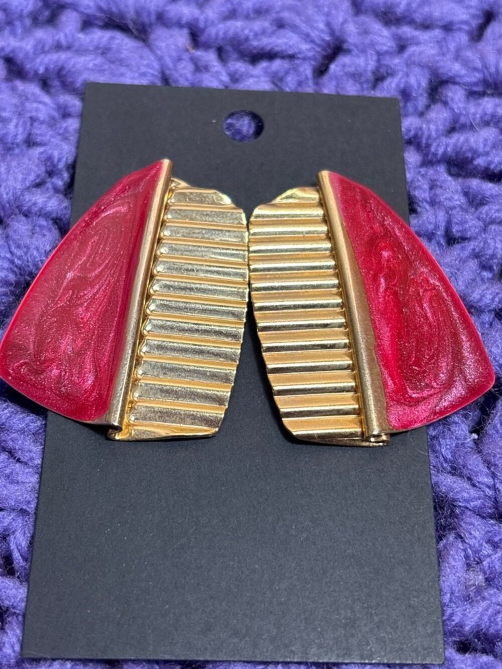 Vintage 80s Statement Stud Earrings Textured Goldtone Swirled Red Enamel 1.75 in